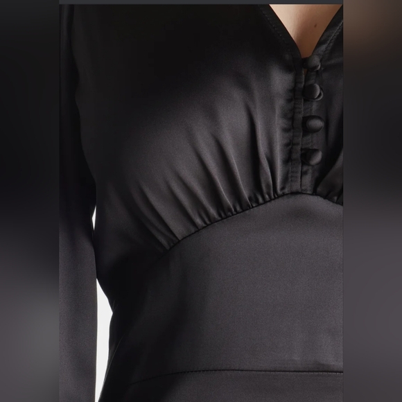 Spring + Mercer Long Satin Dress - Picture 3 of 7